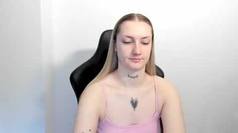 Snapshot of alexafragile chatting on May 2026 10:31:02 AM Alexa online show from May 2026 10:31:02 AM