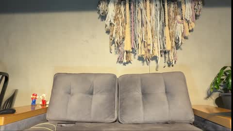 Alex  Dani online show from December 2024 05:27:01 AM