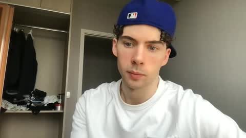 Snapshot of alexander0_ chatting on February 2026 08:03:02 AM Alexander online show from February 2026 08:03:02 AM