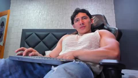 Alex online show from January 2025 08:41:02 AM