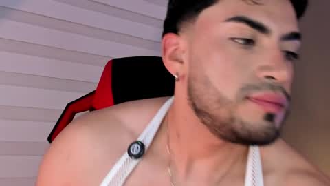 Alexander Diaz online show from April 2026 01:22:01 PM