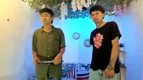 chicos hot online show from November 2025 02:39:02 PM