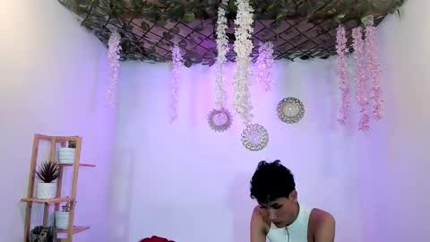 Snapshot of alexandluke1 chatting on March 2026 01:43:02 AM chicos hot online show from March 2026 01:43:02 AM