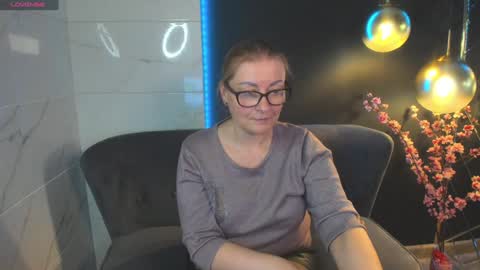 Snapshot of alexandra_kind chatting on December 2024 02:33:02 PM Alexandra online show from December 2024 02:33:02 PM