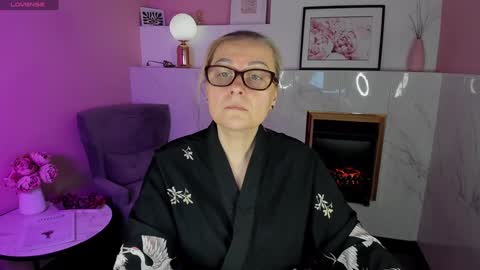 Snapshot of alexandra_kind chatting on February 2025 01:48:02 PM Alexandra online show from February 2025 01:48:02 PM