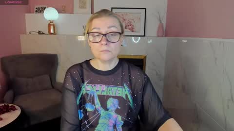 Snapshot of alexandra_kind chatting on February 2025 08:41:01 AM Alexandra online show from February 2025 08:41:01 AM