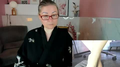 Snapshot of alexandra_kind chatting on May 2026 02:34:02 PM Alexandra online show from May 2026 02:34:02 PM