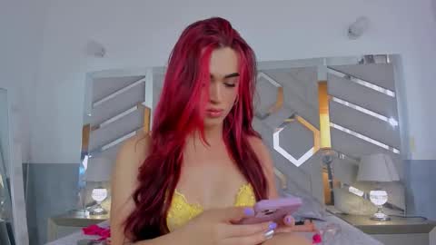 Snapshot of alexandra_wonder69x chatting on April 2026 03:01:02 PM Alexandra ig alexandraax09 online show from April 2026 03:01:02 PM