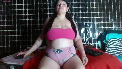 Snapshot of alexandra_xxx_ chatting on April 2026 05:14:02 AM alexandra_xxx_ online show from April 2026 05:14:02 AM