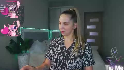 Snapshot of alexandracandy chatting on June 2026 01:09:02 PM alexandracandy online show from June 2026 01:09:02 PM