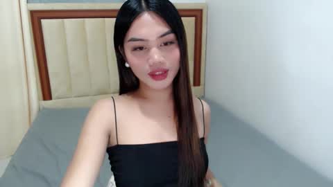 Andrea online show from October 2025 08:40:02 PM