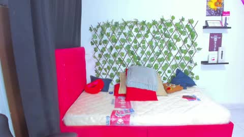 ALEXANDRA online show from January 2025 03:48:02 AM