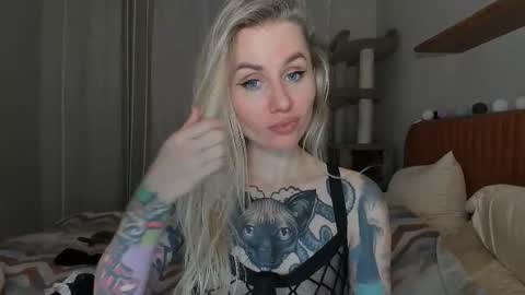 Snapshot of alexarush chatting on September 2025 05:38:02 PM alexarush online show from September 2025 05:38:02 PM