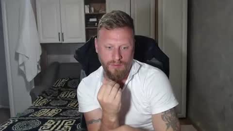 Snapshot of alexboy2022 chatting on June 2026 03:07:01 AM onlyfans..alexyno2022 online show from June 2026 03:07:01 AM