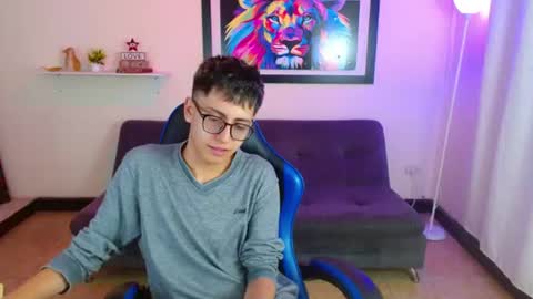 Snapshot of alexcum_18 chatting on June 2026 06:06:02 PM alex online show from June 2026 06:06:02 PM