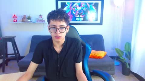 Snapshot of alexcum_18 chatting on July 2026 01:47:02 PM alex online show from July 2026 01:47:02 PM