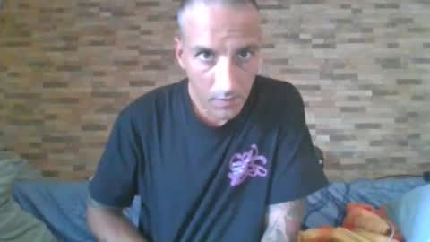 Snapshot of alexdelarge23 chatting on November 2025 11:33:01 AM alexdelarge23 online show from November 2025 11:33:01 AM