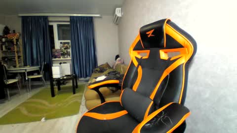 Alex online show from March 2025 06:01:02 PM