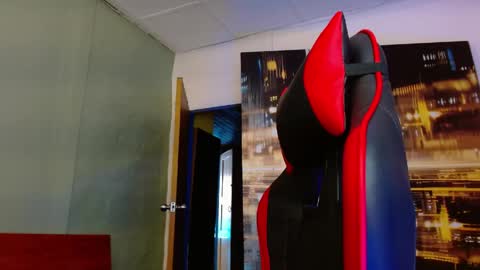 Snapshot of alexgiraldo__ chatting on June 2026 02:19:02 PM alexgiraldo__ online show from June 2026 02:19:02 PM