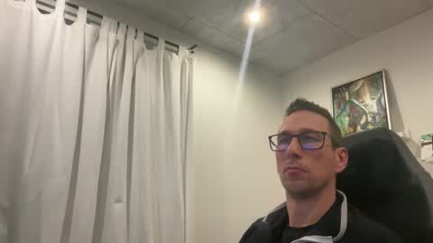 Snapshot of alexhunter4u chatting on January 2025 10:03:01 PM alexhunter4u online show from January 2025 10:03:01 PM