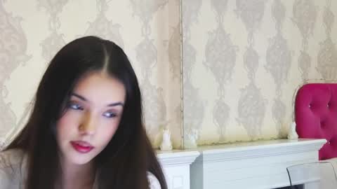 Snapshot of alexisdevine chatting on May 2026 04:31:02 AM alexisdevine online show from May 2026 04:31:02 AM