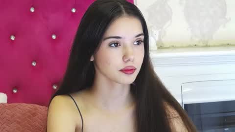 Snapshot of alexisdevine chatting on June 2026 04:25:02 AM alexisdevine online show from June 2026 04:25:02 AM