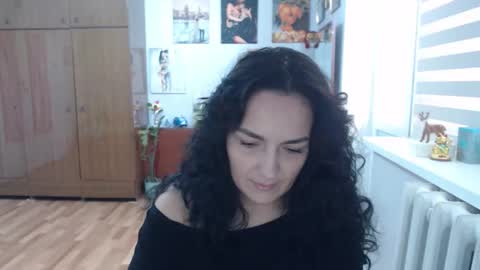 AlexisMillers online show from September 2025 09:32:02 AM