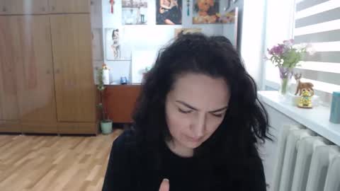 Snapshot of alexismillers chatting on April 2026 01:41:02 PM AlexisMillers online show from April 2026 01:41:02 PM