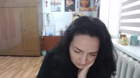 Snapshot of alexismillers chatting on May 2026 08:31:01 AM AlexisMillers online show from May 2026 08:31:01 AM