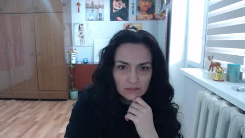 Snapshot of alexismillers chatting on May 2026 10:31:02 AM AlexisMillers online show from May 2026 10:31:02 AM