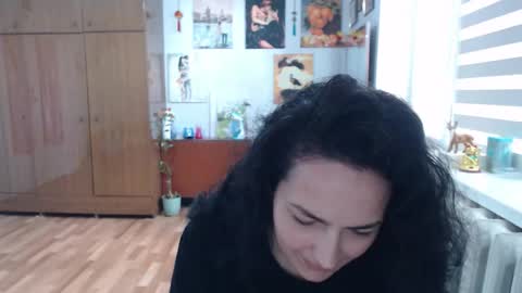 Snapshot of alexismillers chatting on May 2026 11:03:02 AM AlexisMillers online show from May 2026 11:03:02 AM