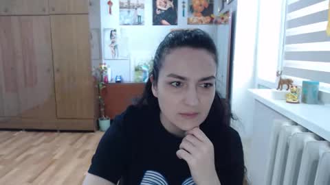Snapshot of alexismillers chatting on May 2026 10:00:01 AM AlexisMillers online show from May 2026 10:00:01 AM