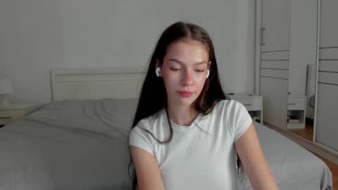 Alex online show from November 2025 08:25:01 AM