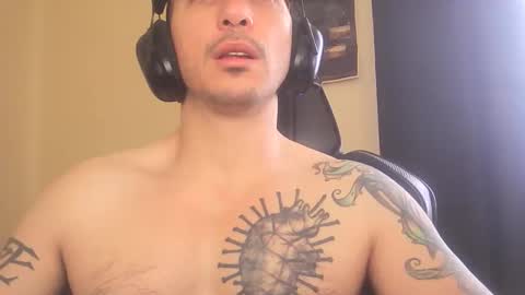 Snapshot of alexopenmind21 chatting on February 2026 06:33:02 PM Alexxx online show from February 2026 06:33:02 PM