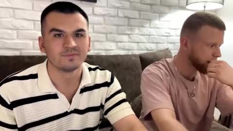 Alex online show from April 2026 07:37:01 PM