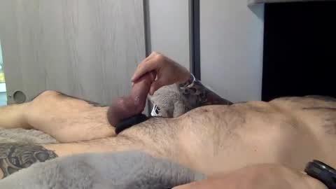 Snapshot of alexsmith9876 chatting on December 2025 04:36:02 PM Alexsmith9876 online show from December 2025 04:36:02 PM