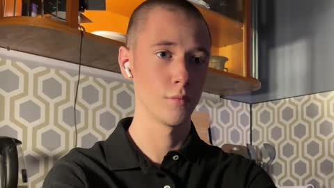 Alex online show from December 2024 09:20:02 PM