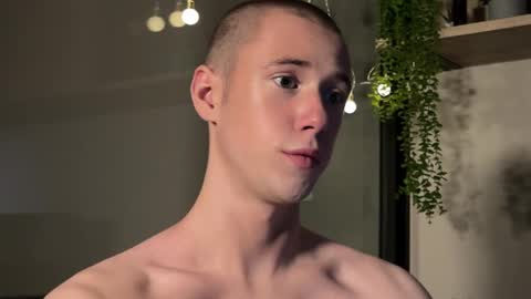 Alex online show from January 2025 08:41:01 AM