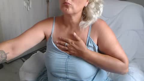 Snapshot of alexxa_mistress chatting on July 2026 09:00:01 AM Jhoa online show from July 2026 09:00:01 AM