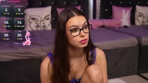 Snapshot of alexxisrae chatting on June 2026 03:49:01 AM Alexxis Rae online show from June 2026 03:49:01 AM