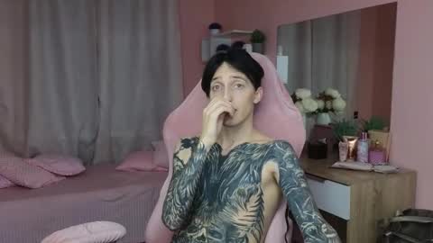 Alex online show from October 2025 12:15:01 PM