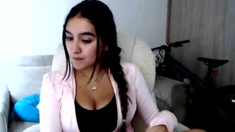 Snapshot of alexyferrer1 chatting on June 2026 10:14:01 PM alexyferrer1 online show from June 2026 10:14:01 PM