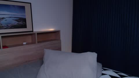 Alfie online show from December 2024 11:43:02 PM