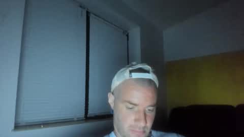 Snapshot of alfiesolomons87 chatting on May 2026 07:42:02 PM alfiesolomons87 online show from May 2026 07:42:02 PM