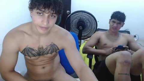 Snapshot of alfred_cantillo chatting on April 2026 04:06:02 AM alfred_cantillo online show from April 2026 04:06:02 AM