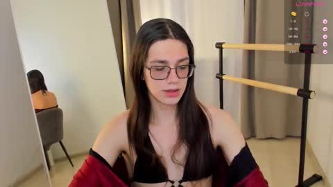 Alfreda online show from October 2025 10:24:02 AM