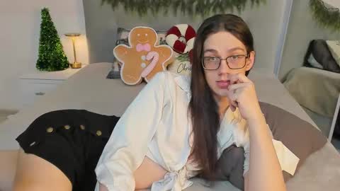 Alfreda online show from December 2025 11:28:02 AM