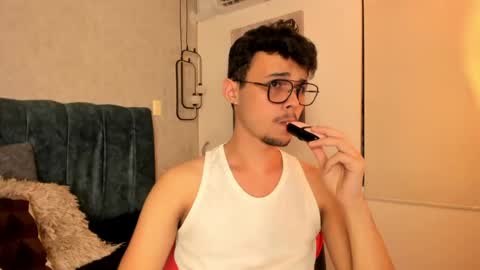 Snapshot of alhan_twink chatting on July 2026 04:25:01 AM ALHAN online show from July 2026 04:25:01 AM