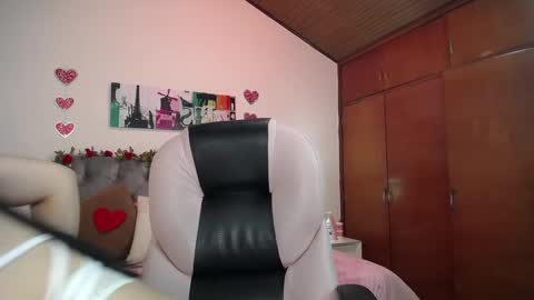 Alheli online show from February 2025 05:46:02 PM