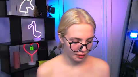 alia skay online show from December 2025 05:59:02 AM